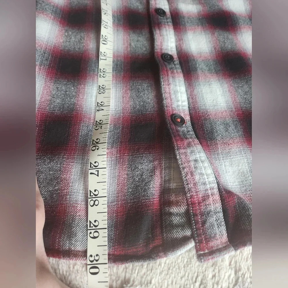 Men's Plaid Holiday Coleman Flannel Sz XL - Picture 7 of 8